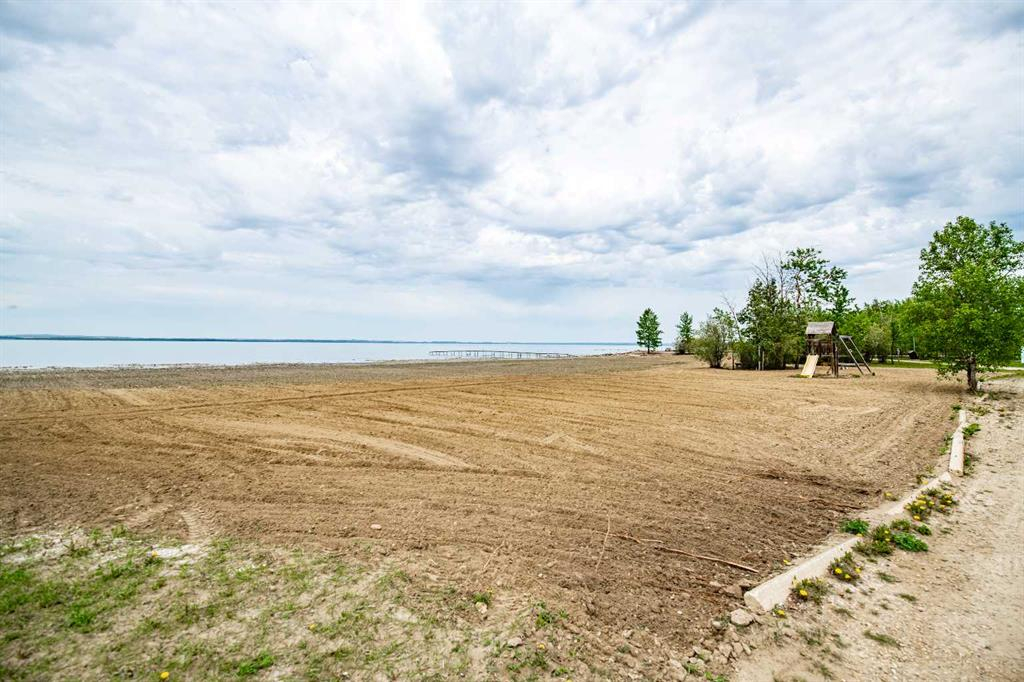 141-41310 Range Road 282, Rural Lacombe County, Alberta, T4L 2N3 (111464465)