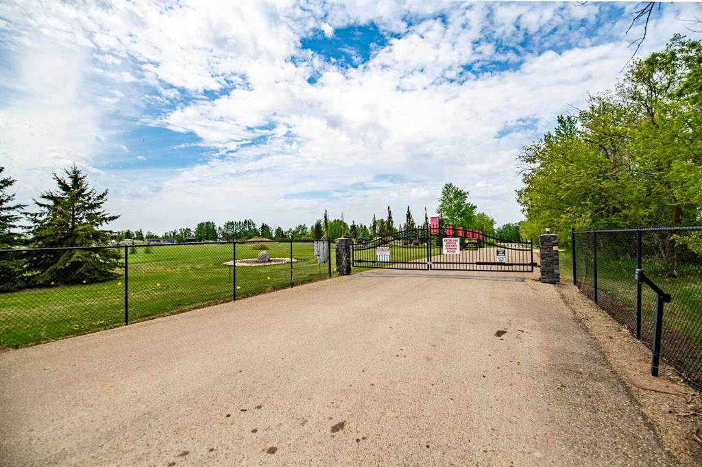 141-41310 Range Road 282, Rural Lacombe County, Alberta, T4L 2N3 (111464465)