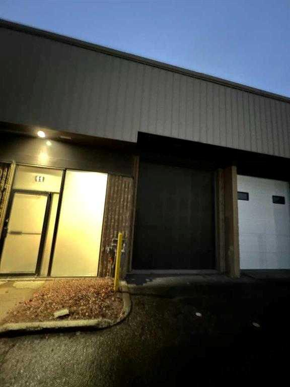 7875 48 Avenue, Red Deer, Alberta, T4P 2K1 (111525091)