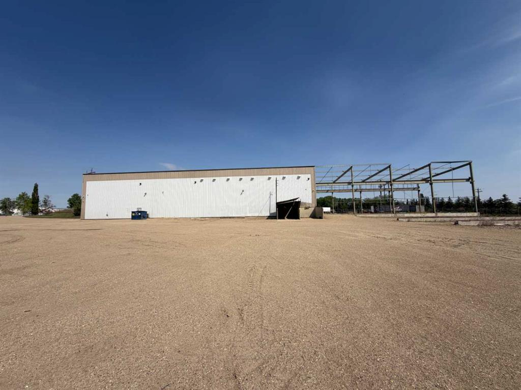 11 & 13-27123 Highway 597, Rural Lacombe County, Alberta, T0M 0J0 (111546126)