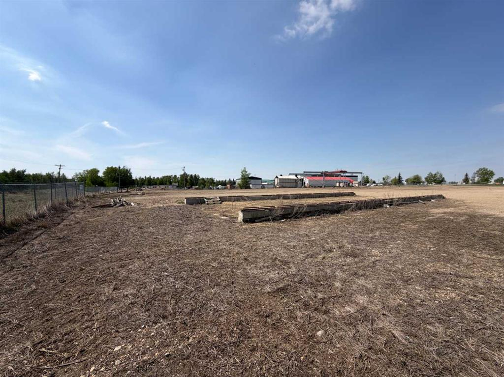 11 & 13-27123 Highway 597, Rural Lacombe County, Alberta, T0M 0J0 (111548023)