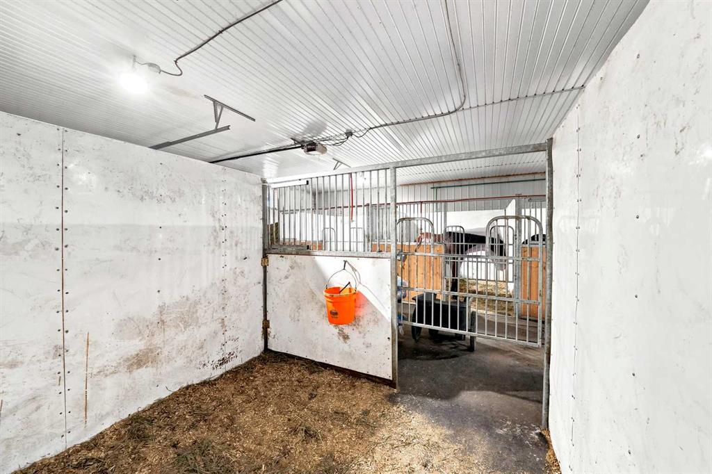 36142A Highway 2 Service Road S, Rural Red Deer County, Alberta, T4G 1T8 (111643591)