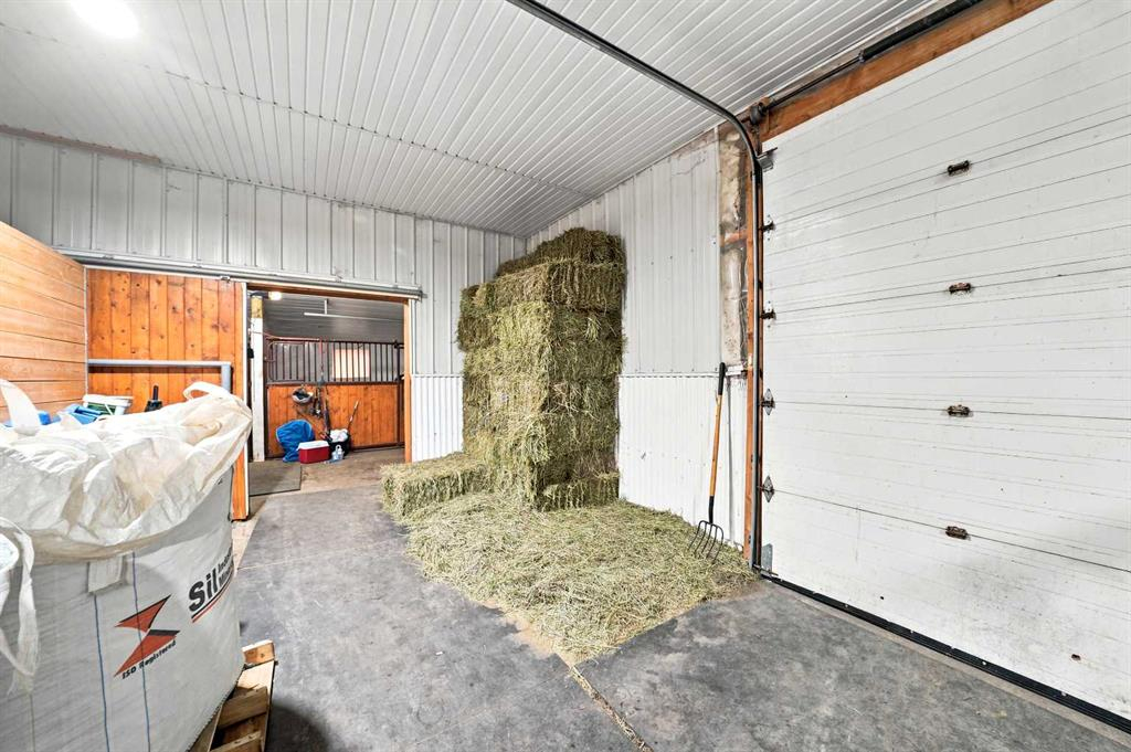36142A Highway 2 Service Road S, Rural Red Deer County, Alberta, T4G 1T8 (111643591)