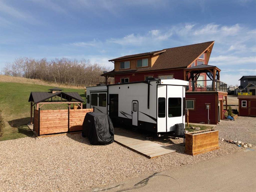 6102-25054 South Pine Lake Road, Rural Red Deer County, Alberta, T0M1S0 (111671033)