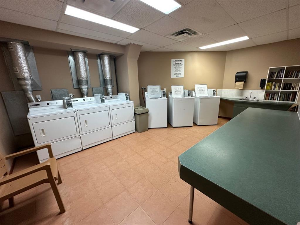 6102-25054 South Pine Lake Road, Rural Red Deer County, Alberta, T0M1S0 (111671033)