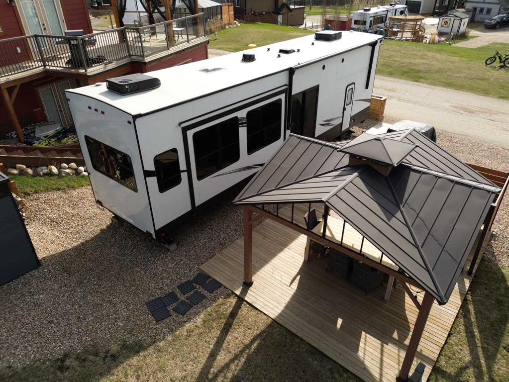 6102-25054 South Pine Lake Road, Rural Red Deer County, Alberta, T0M1S0 (111671033)