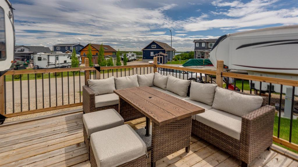 6097-25054 South Pine Lake Road, Rural Red Deer County, Alberta, T0M 1R0 (111904127)