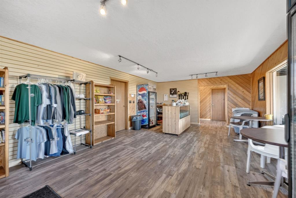39325 Range Road 34, Rural Lacombe County, Alberta, T0M0X0 (111920369)