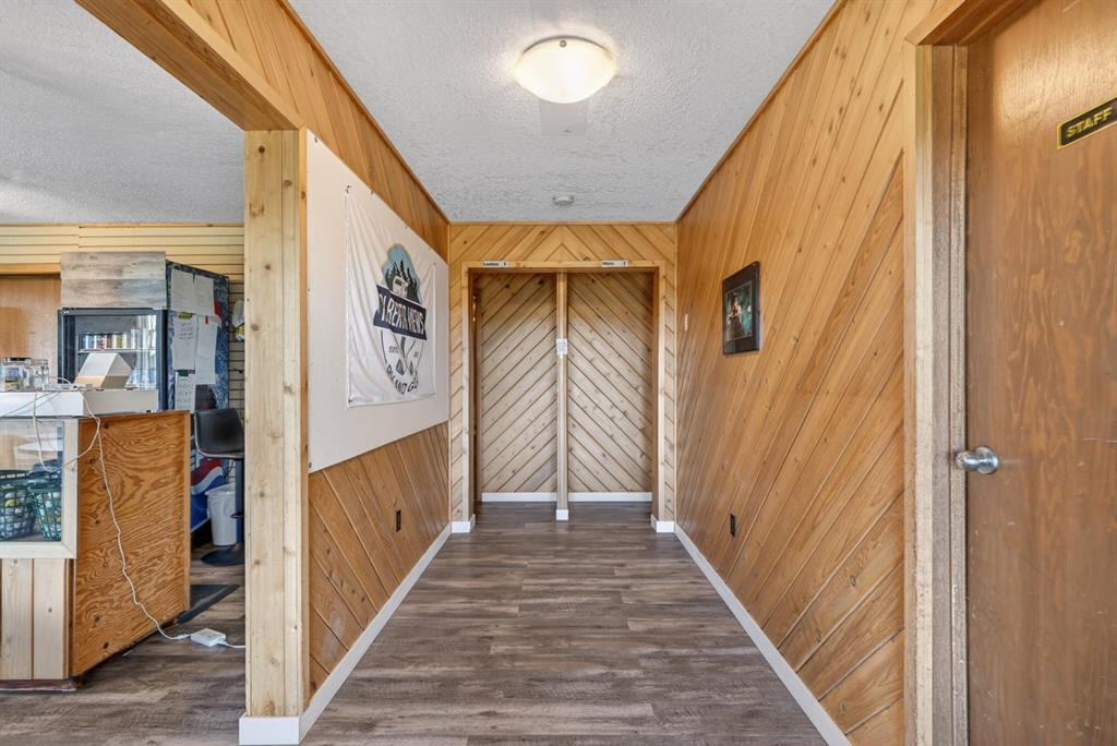 39325 Range Road 34, Rural Lacombe County, Alberta, T0M0X0 (111920369)