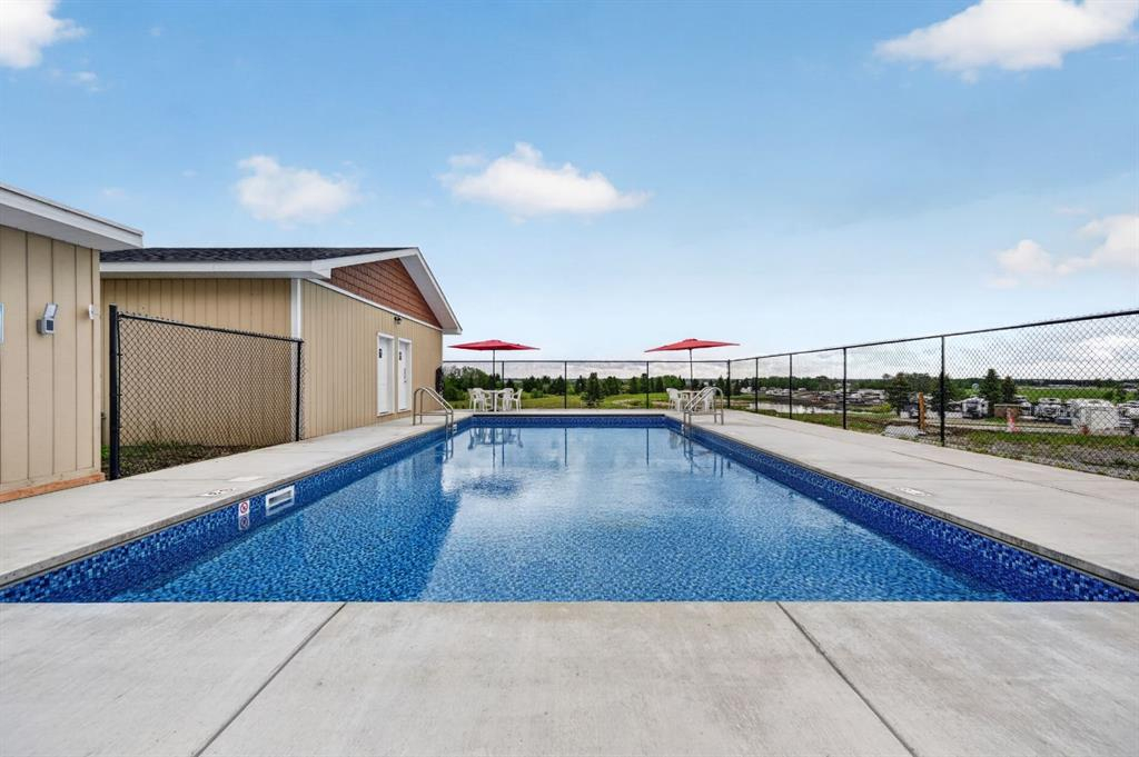 39325 Range Road 34, Rural Lacombe County, Alberta, T0M0X0 (111920369)