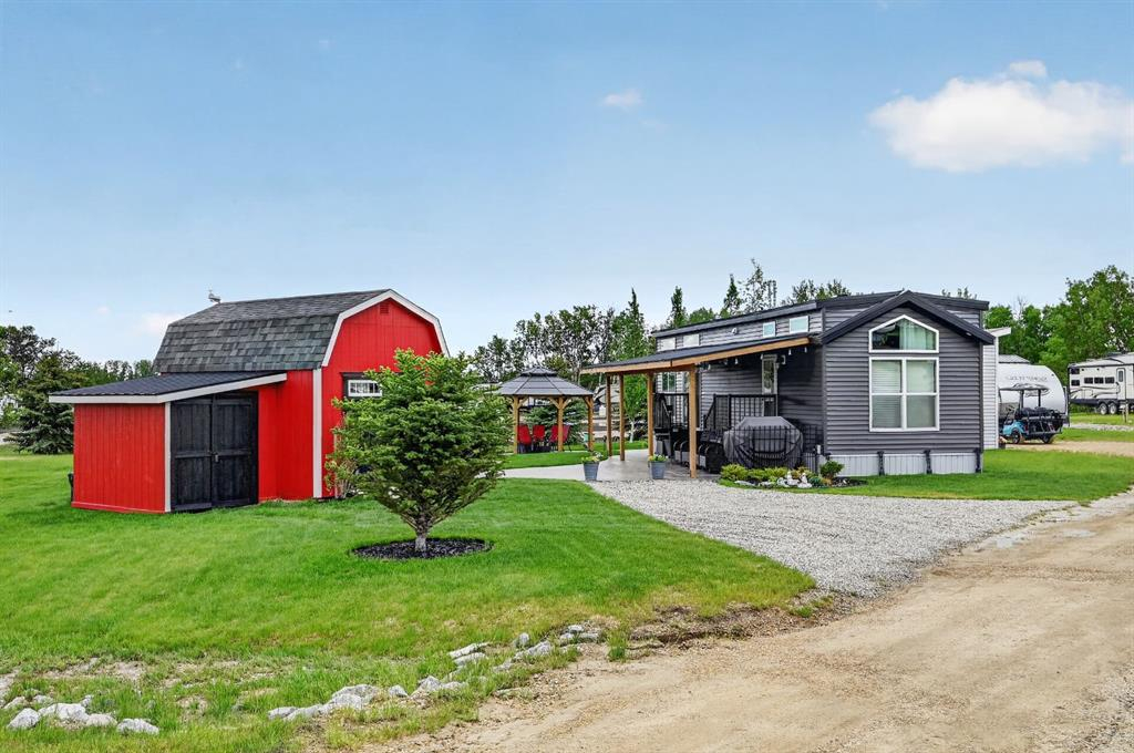 39325 Range Road 34, Rural Lacombe County, Alberta, T0M0X0 (111920369)