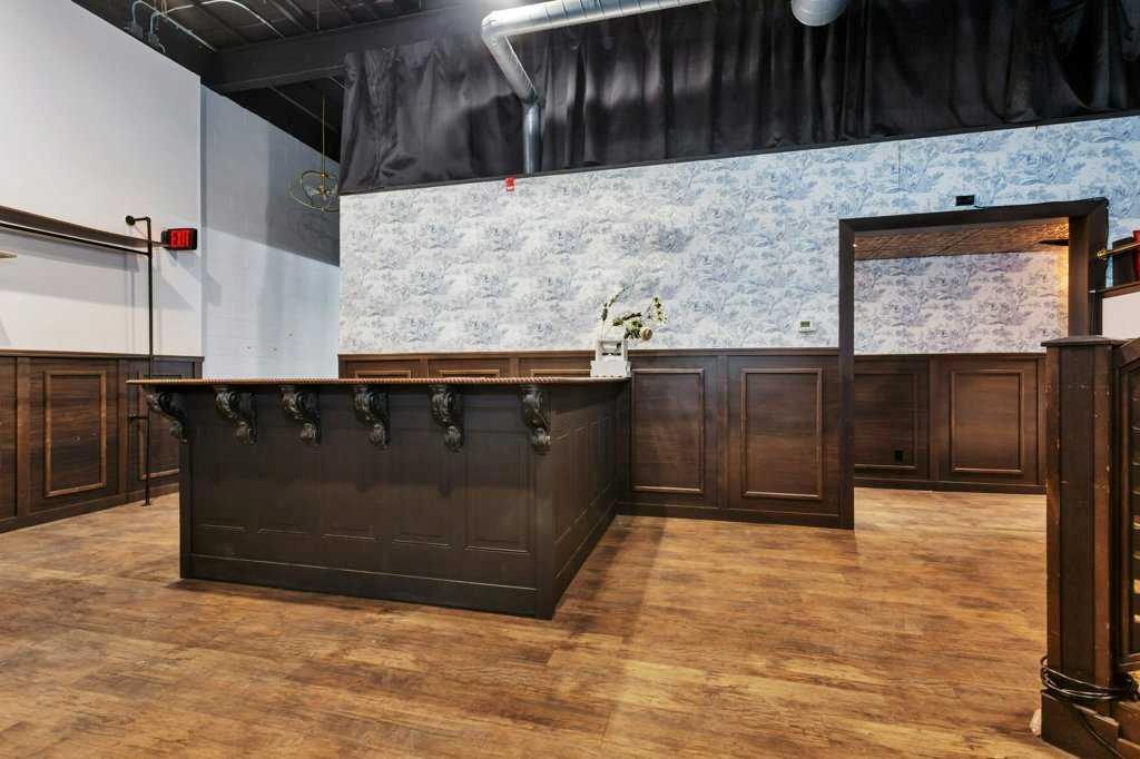 5114 48 Street, Red Deer, Alberta, T4N 1T2 (112871031)