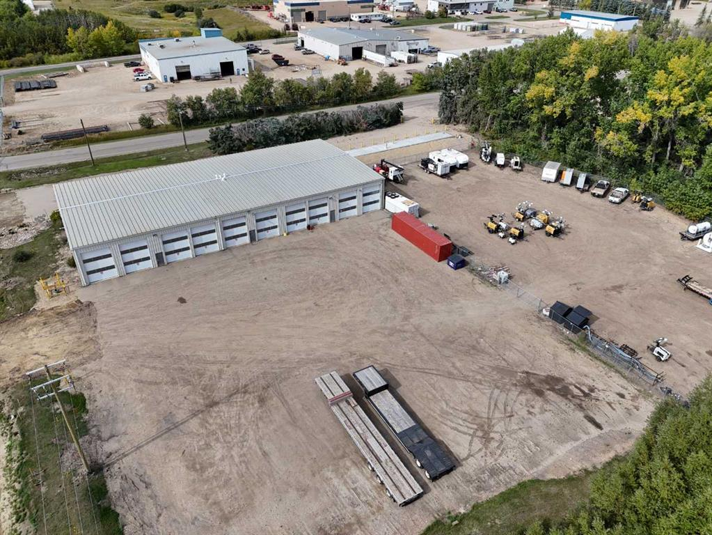 2 Van Der Horn Way, Rural Red Deer County, Alberta, T4S 2M4 (112937898)