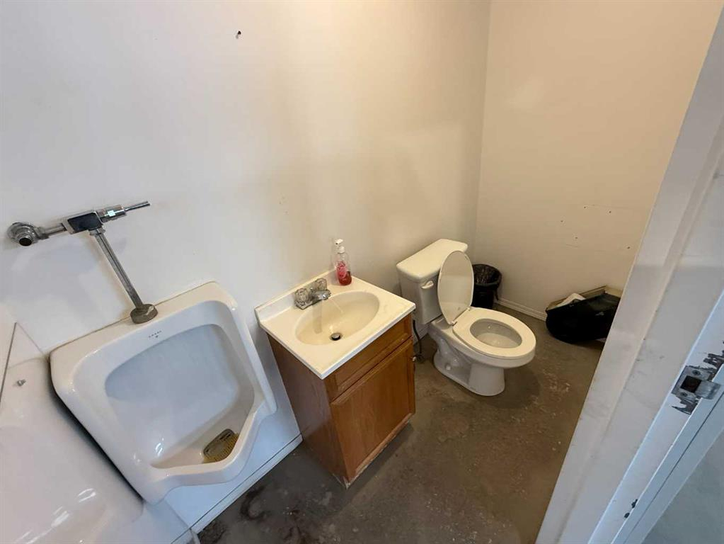 2 Van Der Horn Way, Rural Red Deer County, Alberta, T4S 2M4 (112937898)