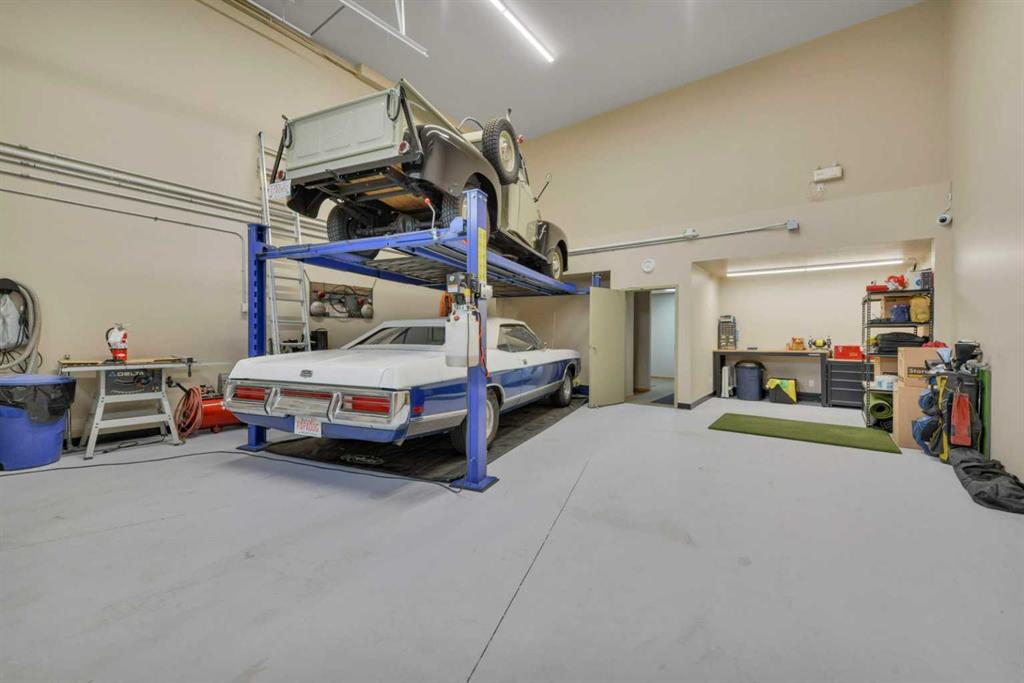 7-7471 Edgar Industrial Bend, Red Deer, Alberta, T4P 3Z5 (112950241)