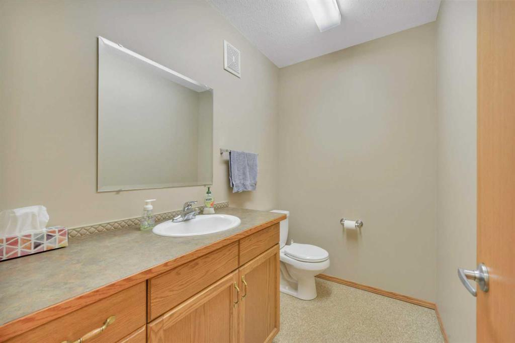 7-7471 Edgar Industrial Bend, Red Deer, Alberta, T4P 3Z5 (112950241)