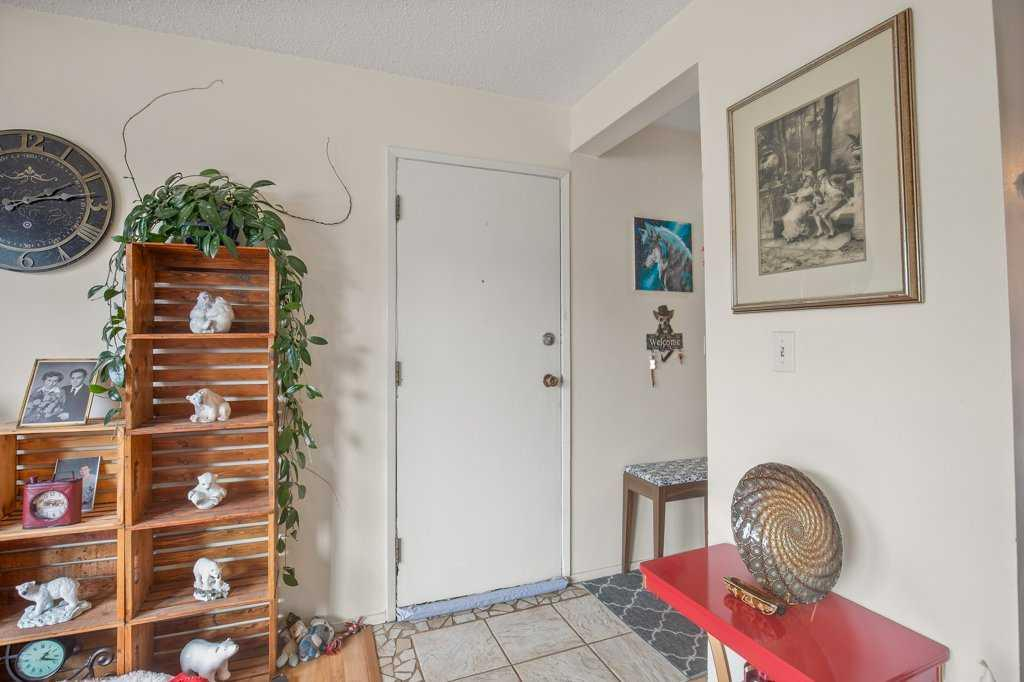 4639 48 Street, Sylvan Lake, Alberta, T4S 1L4 (112993785)