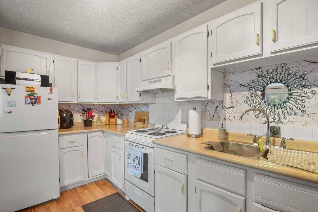 4639 48 Street, Sylvan Lake, Alberta, T4S 1L4 (112993785)