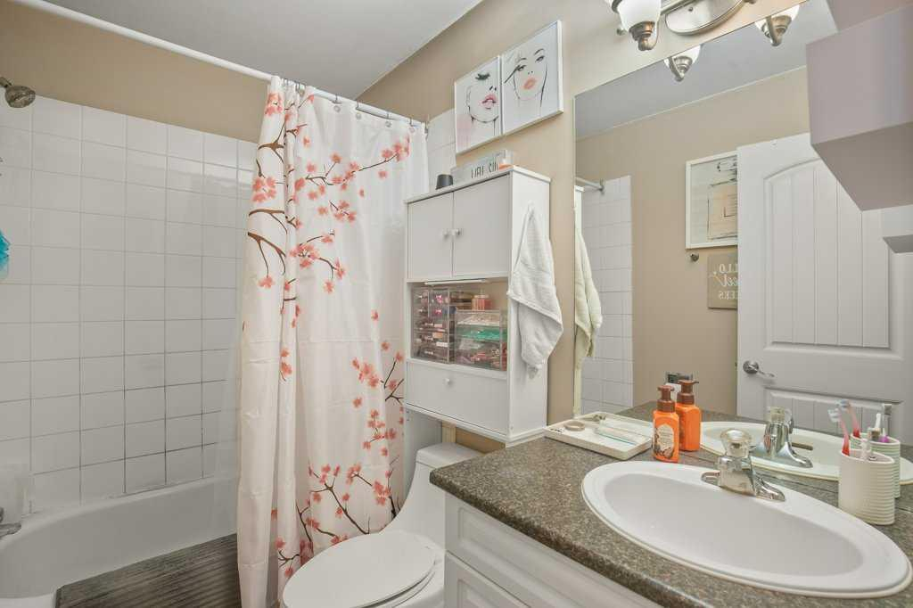 4639 48 Street, Sylvan Lake, Alberta, T4S 1L4 (112993785)
