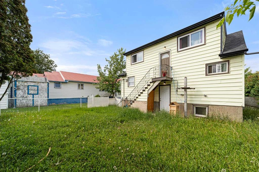 5219 50 Avenue, Camrose, Alberta, T4V 0T1 (113036764)