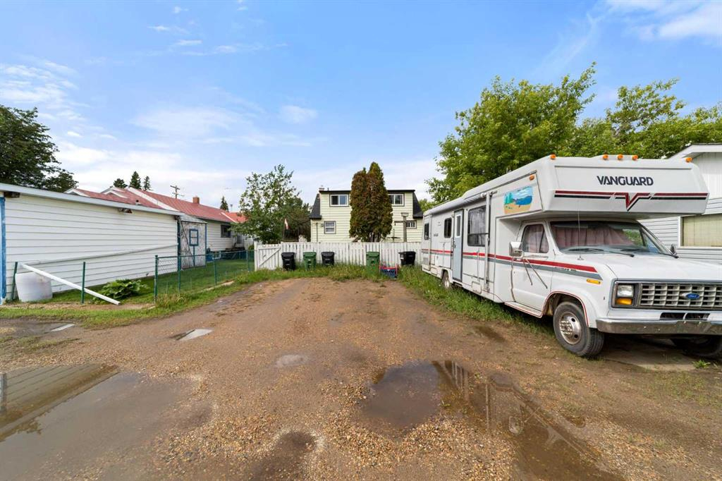 5219 50 Avenue, Camrose, Alberta, T4V 0T1 (113036764)