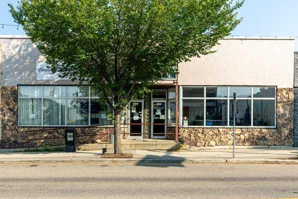 5036 50 Street, Innisfail, Alberta, T4G 1S7 (113270946)