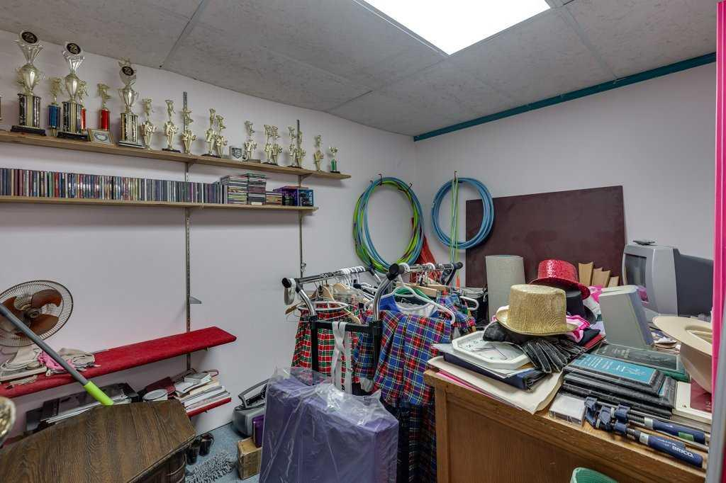5036 50 Street, Innisfail, Alberta, T4G 1S7 (113270946)