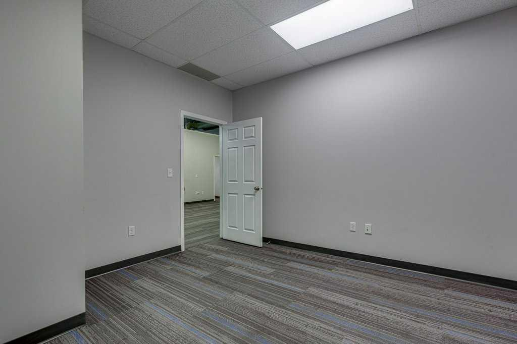 105-4807 50 Avenue, Red Deer, Alberta, T4N 4A5 (113305923)