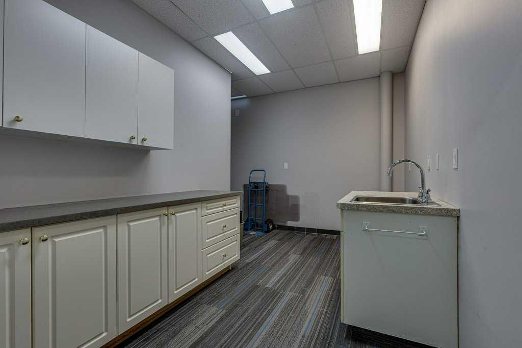 105-4807 50 Avenue, Red Deer, Alberta, T4N 4A5 (113305923)