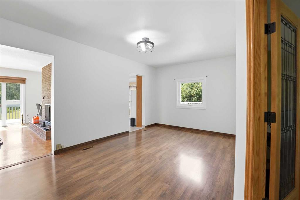 23221 Township Road 394, Rural Lacombe County, Alberta, T0C 0B0 (113347716)