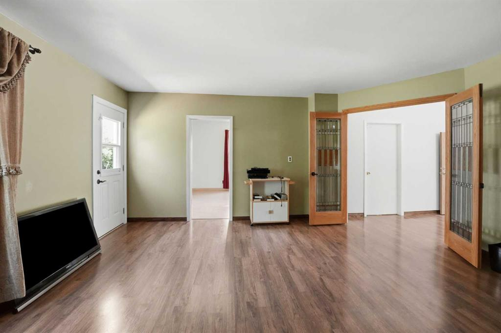 23221 Township Road 394, Rural Lacombe County, Alberta, T0C 0B0 (113347716)