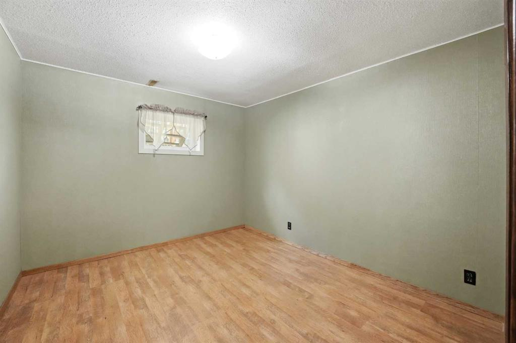23221 Township Road 394, Rural Lacombe County, Alberta, T0C 0B0 (113347716)