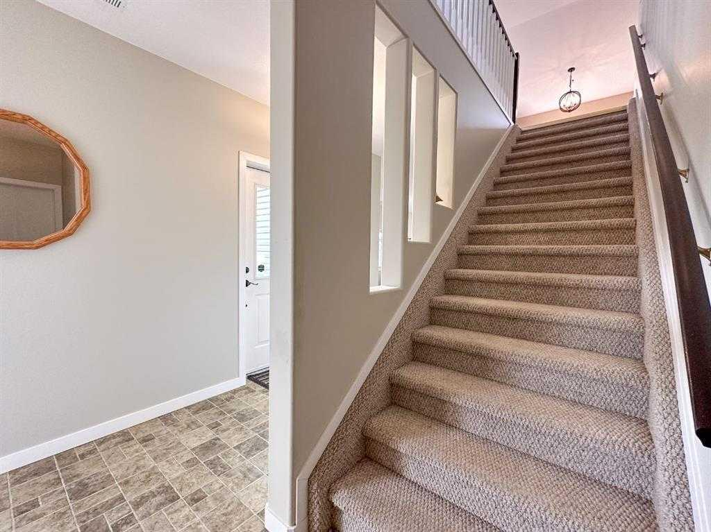 38221 Range Road 242, Rural Lacombe County, Alberta, T0C 0Y0 (113440033)
