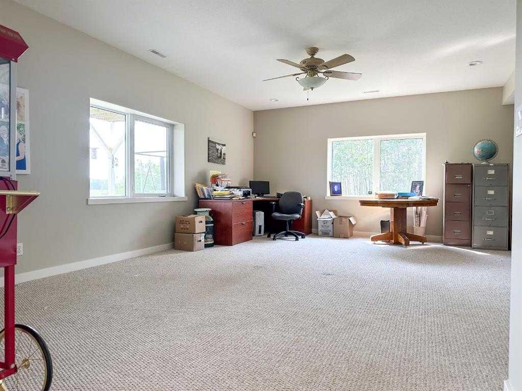 38221 Range Road 242, Rural Lacombe County, Alberta, T0C 0Y0 (113440033)