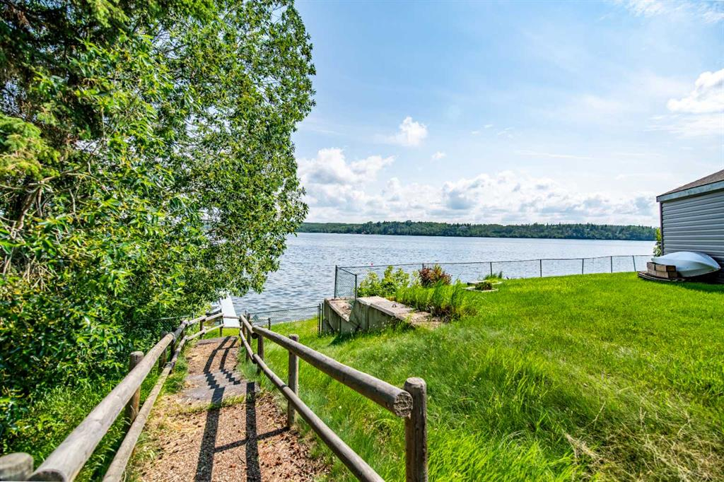 10-25054 South Pine Lake Road, Rural Red Deer County, Alberta, T0C 0J0 (113666478)