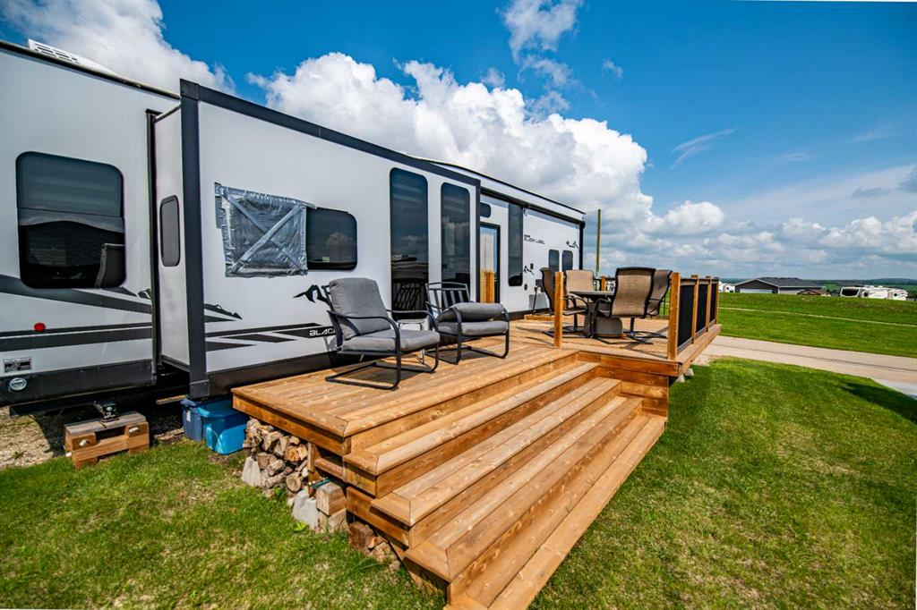 6112-25054 South Pine Lake Road, Rural Red Deer County, Alberta, T0M 1S0 (113754879)