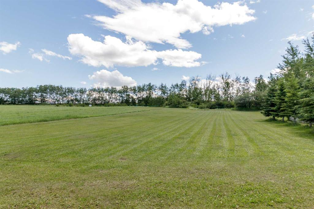 393320 261 Range, Rural Lacombe County, Alberta, T0M0J0 (113811657)
