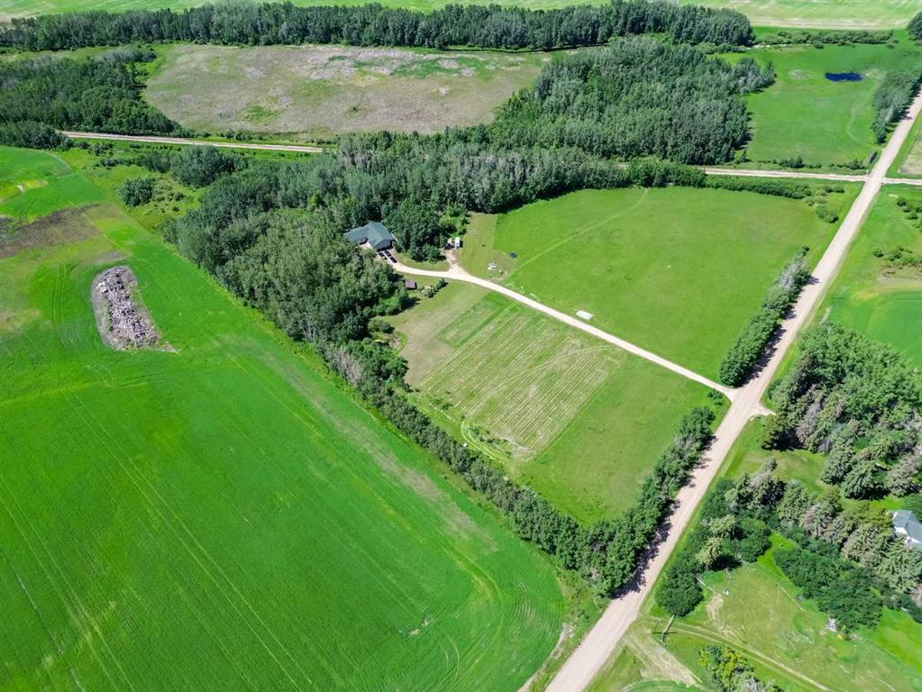 393320 261 Range, Rural Lacombe County, Alberta, T0M0J0 (113811657)