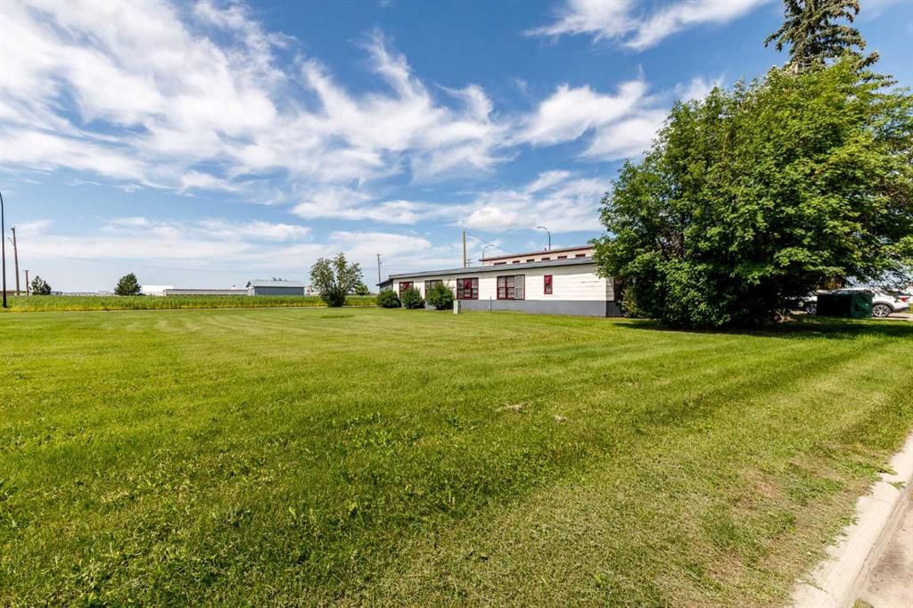 2460 36 Avenue, Rural Red Deer County, Alberta, T4S 2G3 (113931735)