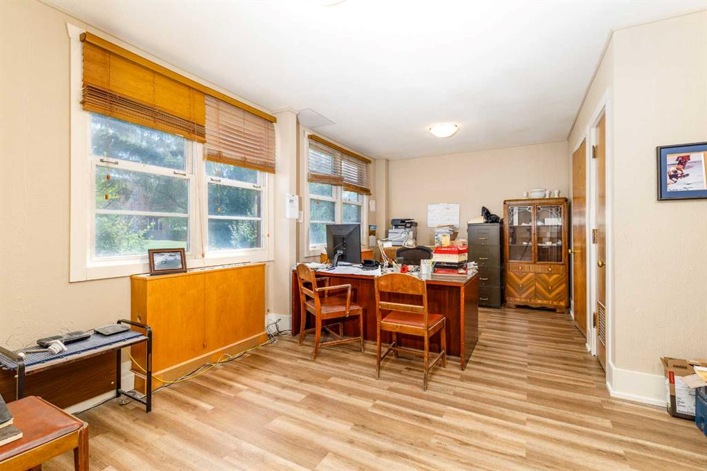 2460 36 Avenue, Rural Red Deer County, Alberta, T4S 2G3 (113931735)