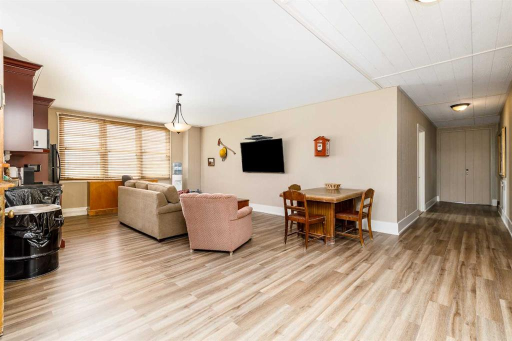 2460 36 Avenue, Rural Red Deer County, Alberta, T4S 2G3 (113931735)