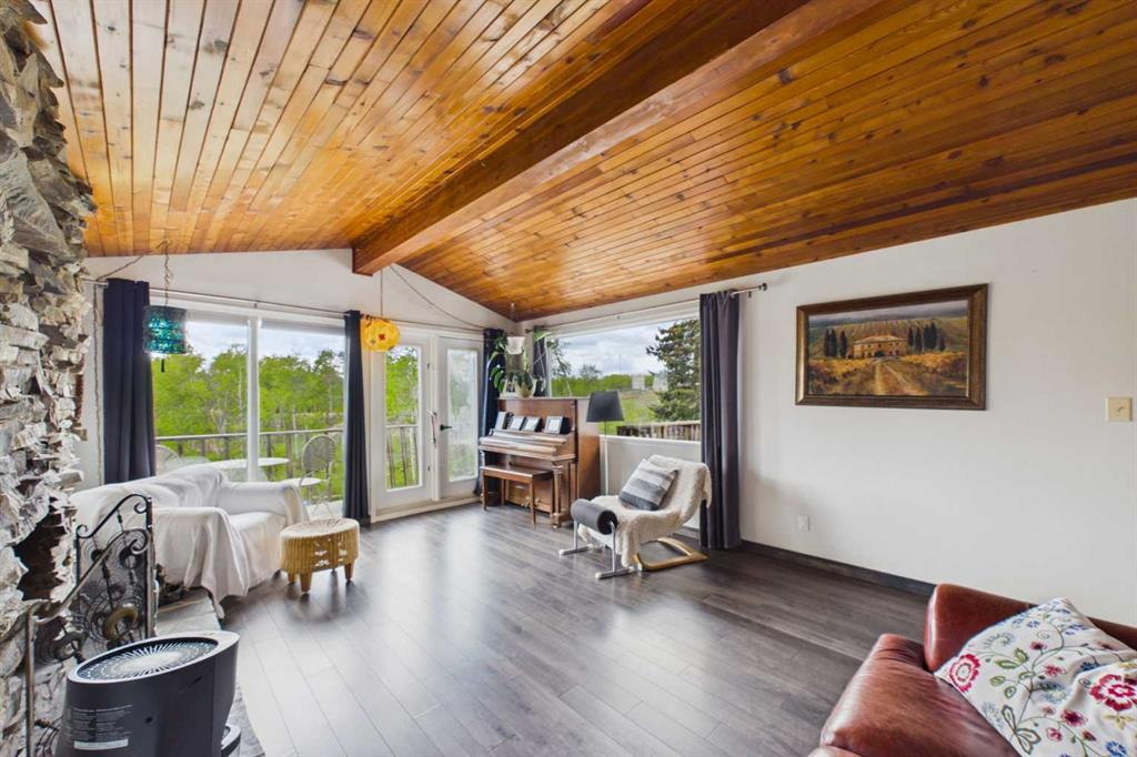 10-2168 587 Highway, Rural Red Deer County, Alberta, T0M 0K0 (114169320)