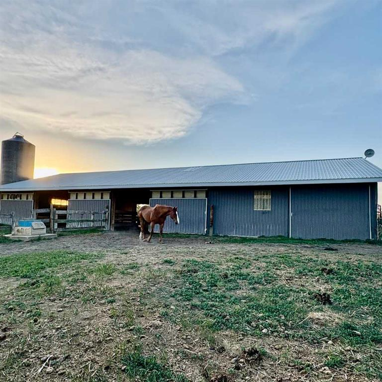 10-2168 587 Highway, Rural Red Deer County, Alberta, T0M 0K0 (114169320)