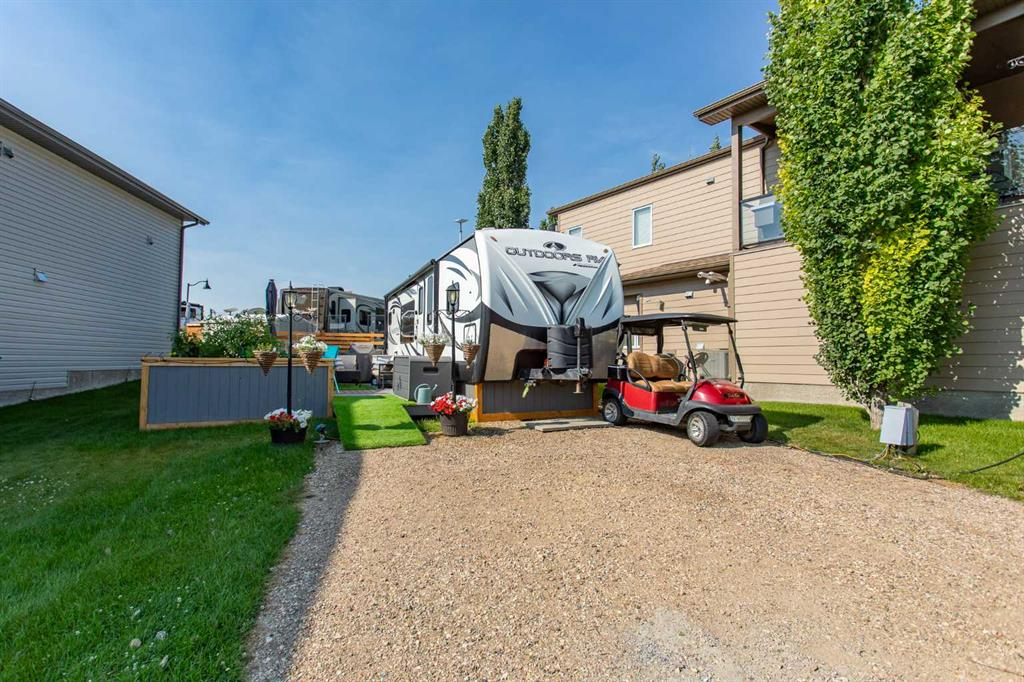 4034-25054 South Pine Lake Road, Rural Red Deer County, Alberta, T0M 1R0 (114503876)