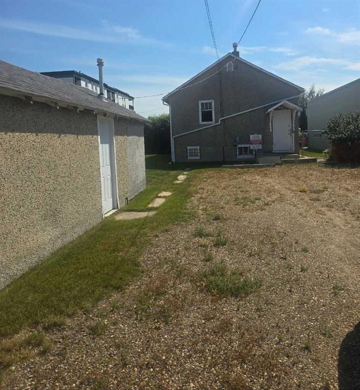 4914 46 Street, Red Deer, Alberta, T4N 1N3 (114509641)