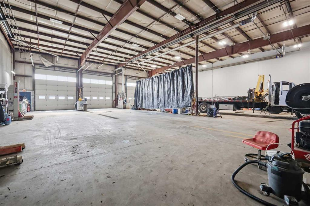 9-10-7719 Edgar Industrial Drive, Red Deer, Alberta, T4P 3R2 (114567016)