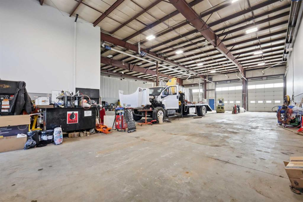 9-10-7719 Edgar Industrial Drive, Red Deer, Alberta, T4P 3R2 (114567016)