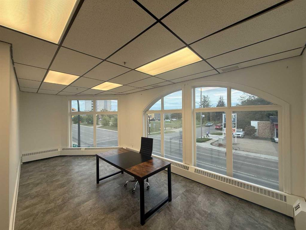 201-4901 46 Street, Red Deer, Alberta, T4N 6M5 (115369398)