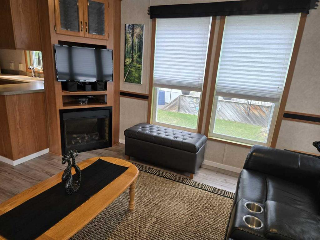 722- Carefree Resort, Rural Red Deer County, Alberta, T4G 0K6 (115450703)