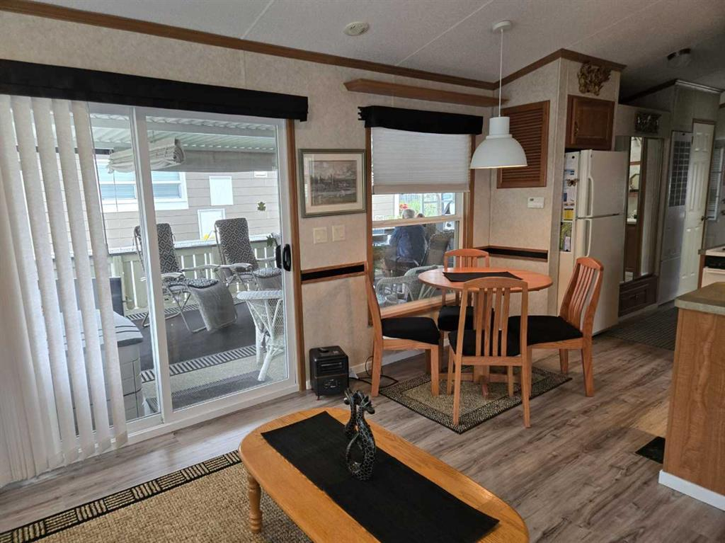 722- Carefree Resort, Rural Red Deer County, Alberta, T4G 0K6 (115450703)